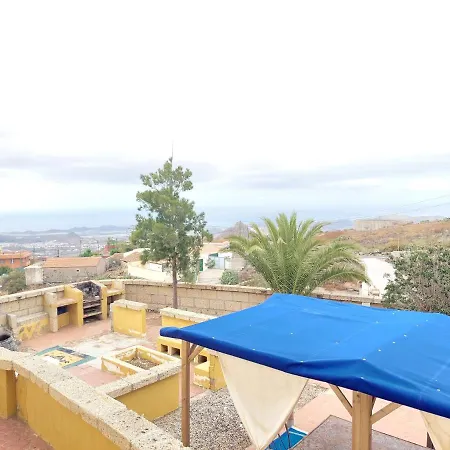Arona, Rural House *