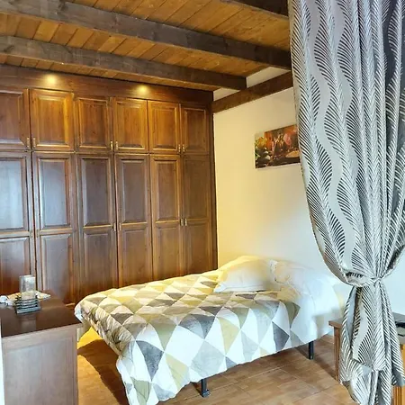 Arona, Rural House